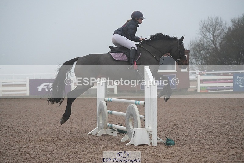 251207-095917-01562 - Cls 16 Blue Chip Winter Qualifier and 90cm