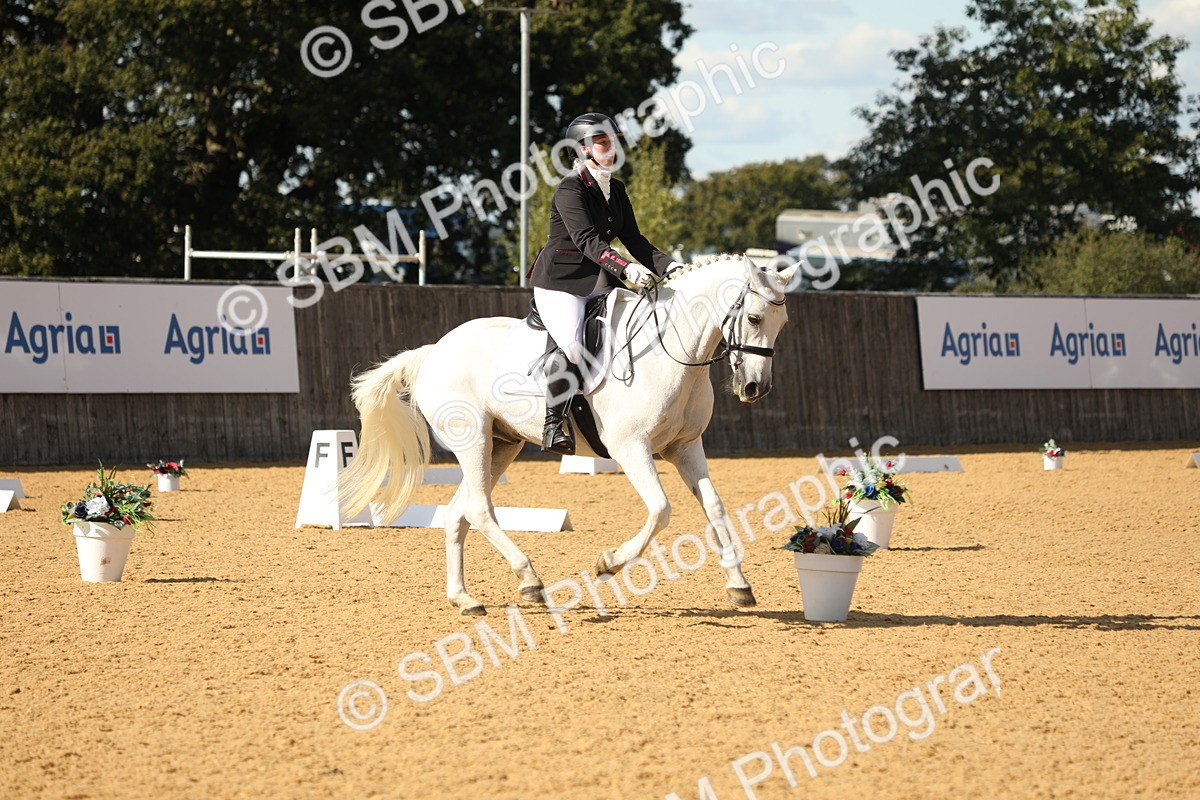 SBM_26538 - D17 - Grand Tour Championship - Novice 27