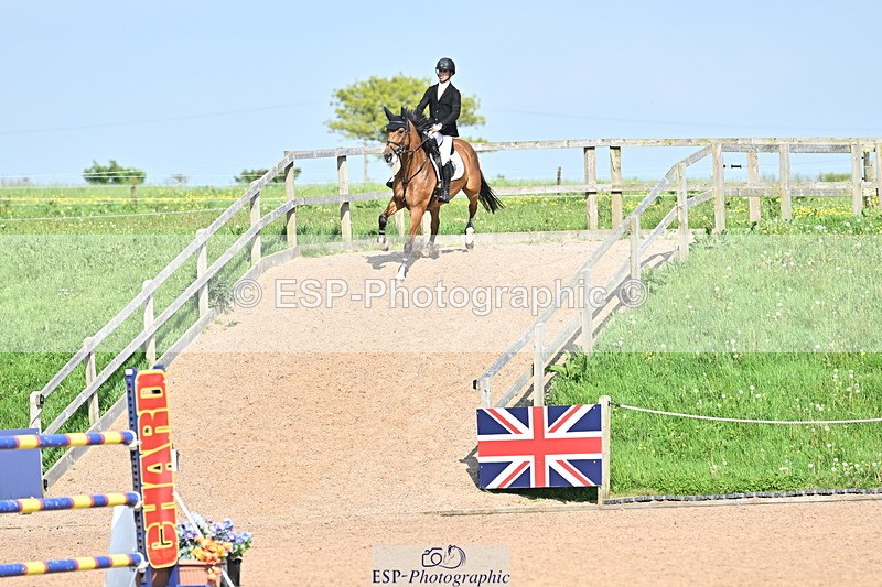 240509A-160100-03472 - Cls 12 Chard Equ Speed Derby