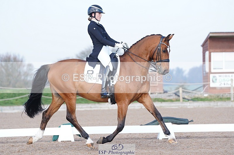 250403-084856-00072 - 010-Jessie.Kirby-As.Well.de.la.Roche.CMF