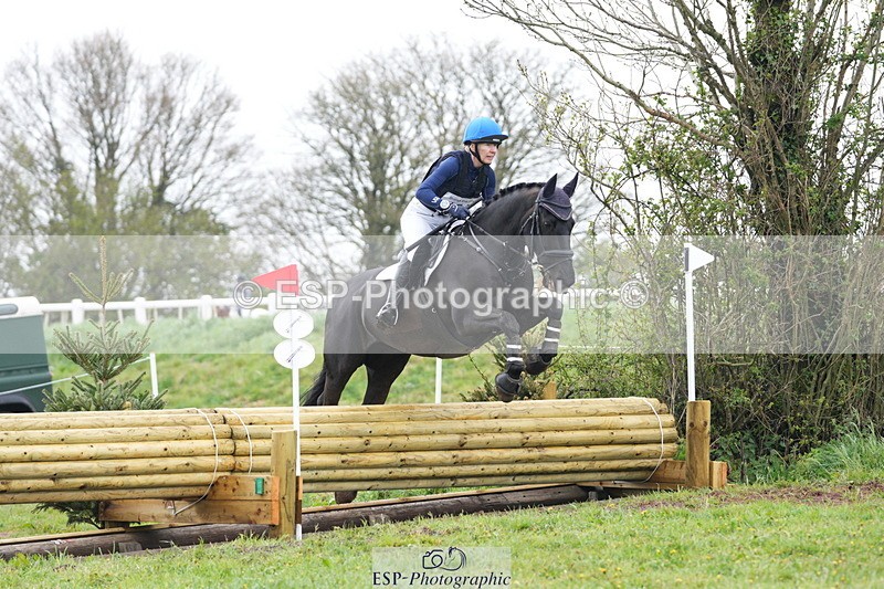 250419-102825-09052 - 405-Laura.Pritchard-SILKY