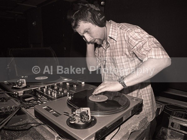 03 prime-cuts - Crossed Wires @ planet k manchester 24.03.00