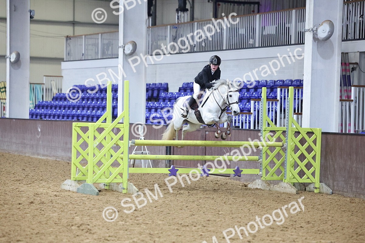 SBM_003192 - Class 11 - Blue Chip Pony Newcomers - 1.00m Open