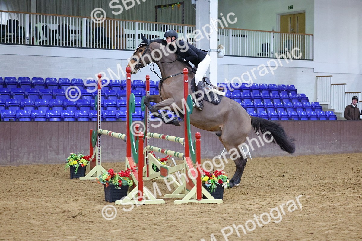 1I0A4730 - Class 9 - Senior Newcomers/ 1.10m Open