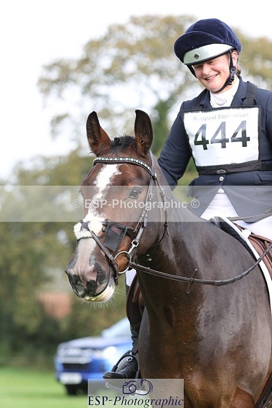 231019-142827-03999 - 444-REDHILL.SKANDEL-Emma.Stokes-DR