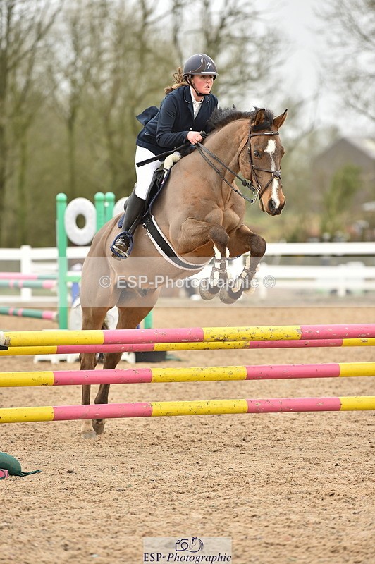 240405A-105908-00642 - Cls 8 British Novice and 90cm Open