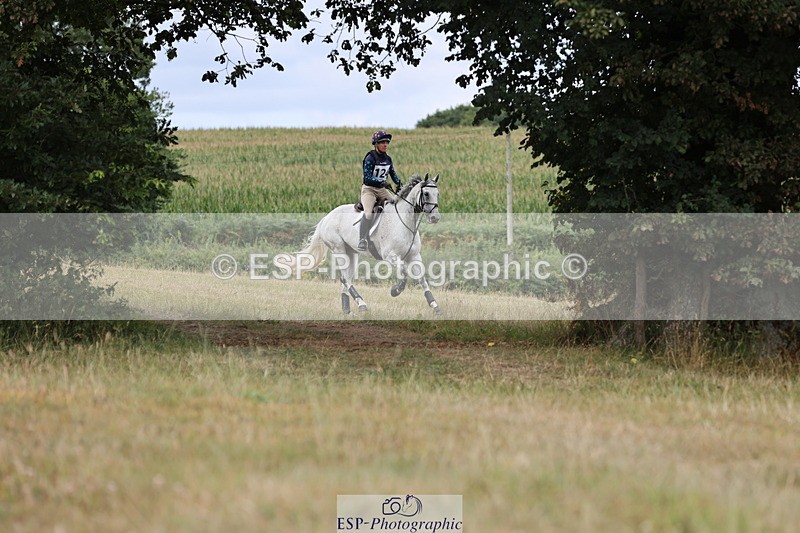 250802A-121738-03469 - C-124-Janine.Paterson-MACHAS.GREY