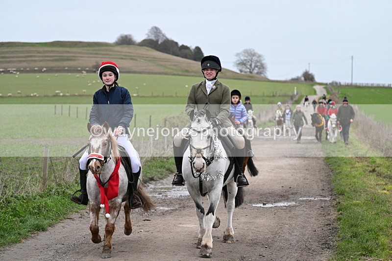 WJ7_1309 - Walk Home