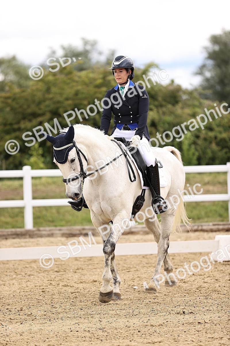 SBM_002070 - Class 2 - Novice 4 - 10.36-11.39
