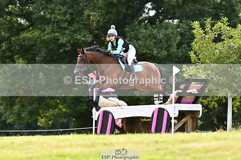 240825X-171546-37452 - 80cm XC 16.30 to 17.30