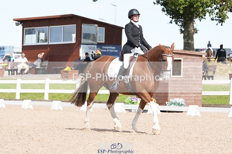 250906-142331-03933 - 069-Kirsty.ClackworthyStitch