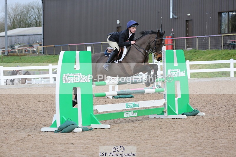 240211A-115901-02642 - Cls 5 Pony Newcomers & 1m Open