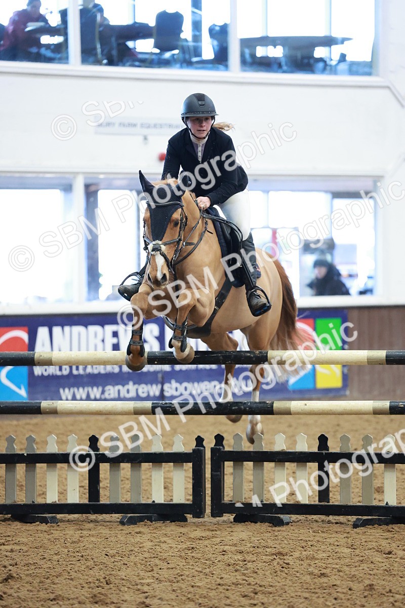 SBM_003565 - Class 11 - Senior Newcomers/ 1.10m Open