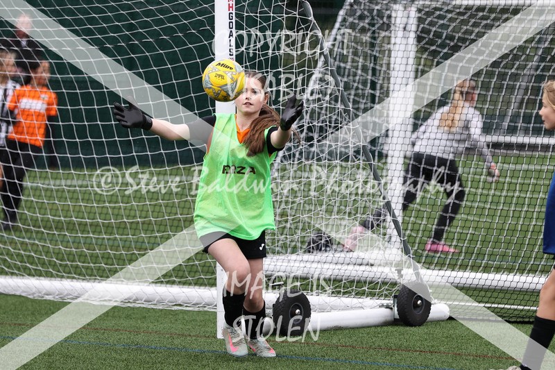 1DX31684 - Sat 6th U12 Girls