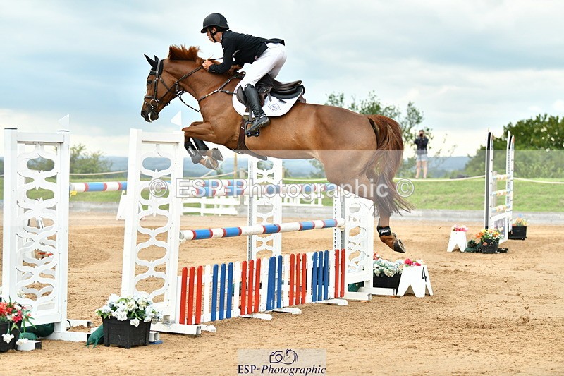 230720A-155206-04073 - Cls 9, 2 Star Big 1.40m Start to break