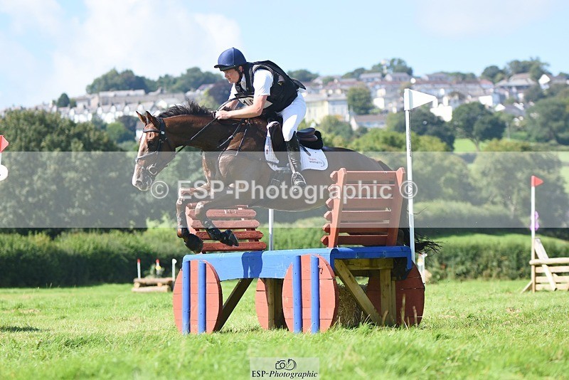 230820X-111834-1828 - BE90 XC 09.40 to Rider 151 at 11.44
