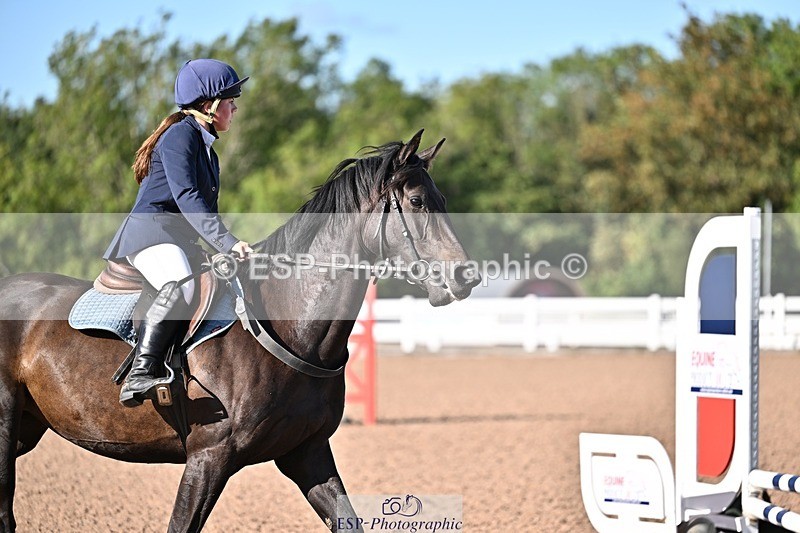 260915-161833-00011 - Clear Round and 60cm