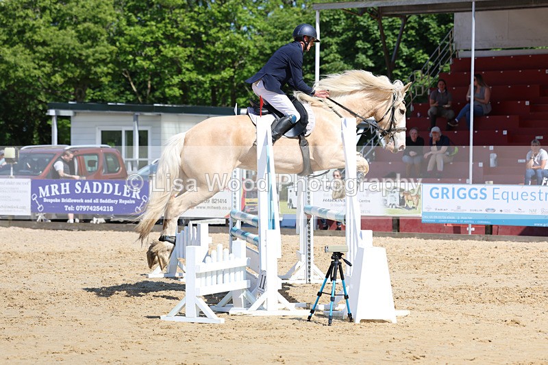 3E7A5458 - Class 4: Senior BN/90cm open