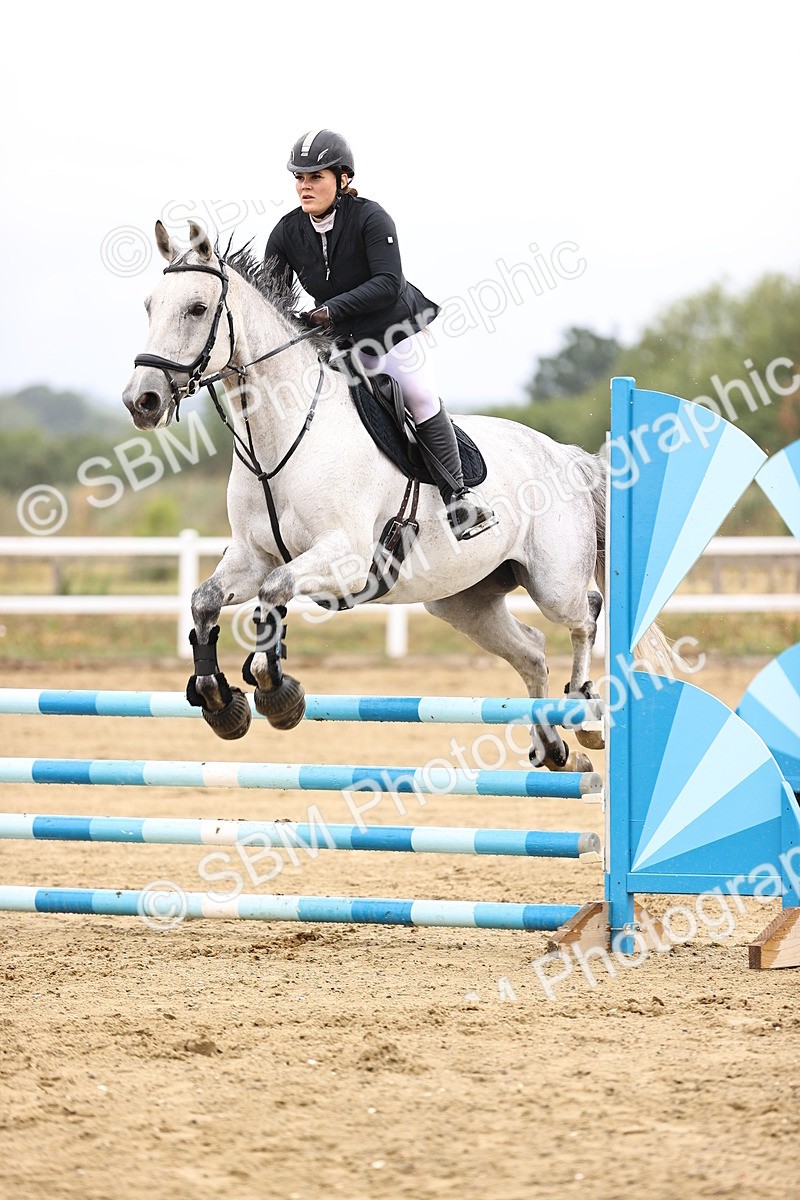 SBM_025161 - Class 9 - Senior British Novice - 90cm