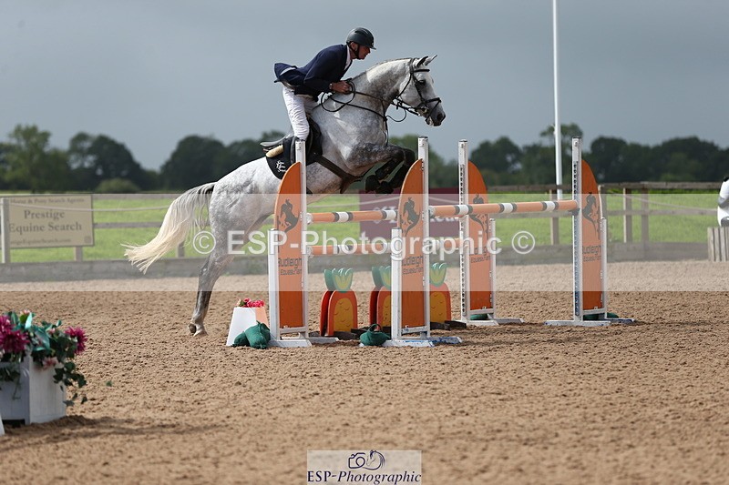 230812A-121154-08703 - Cls 32 Foxhunter