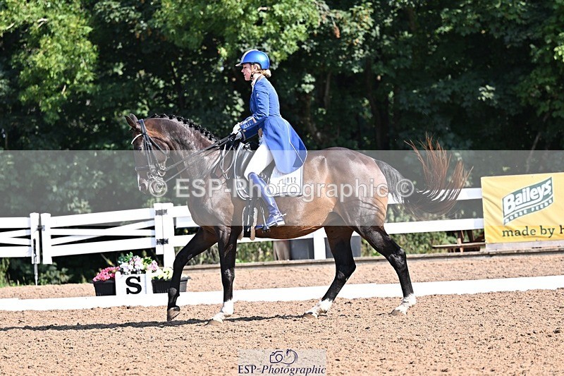 250816-094958-02363 - 012-Natasha.Collings-CostelloDovevale.Tender.Dove