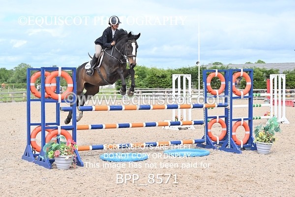 BPP_8571 - CLASS 15 SUN Senior Newcomers/ 1.10m Open