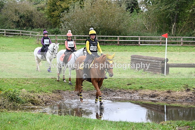WJ6_4852 - Time at Photographer 12:17 to 12:30