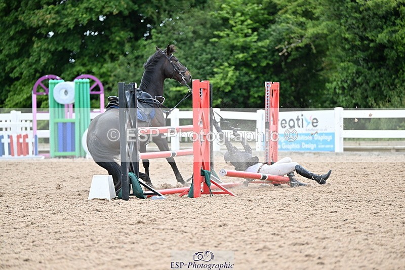 240605A-131543-00507 - Cls 3 Snr 1.05m Open