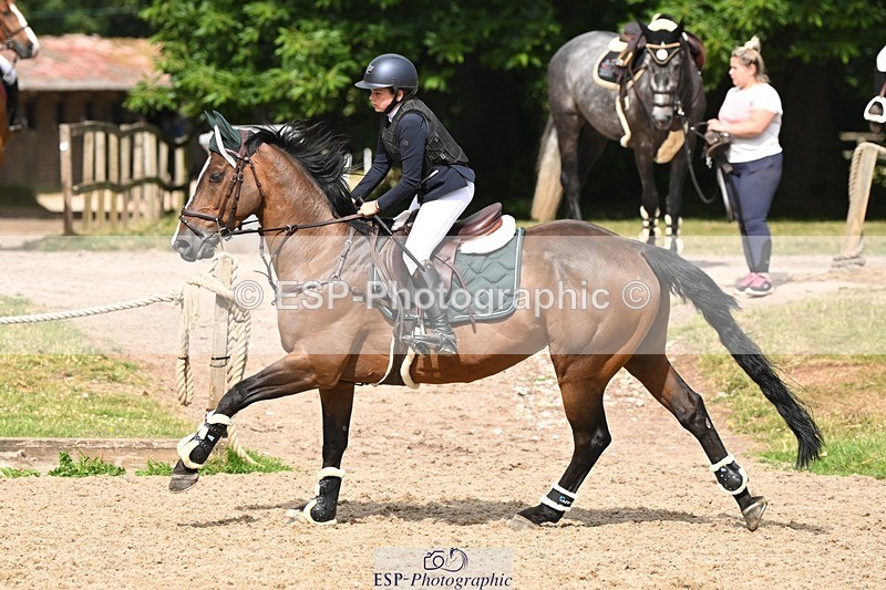 240704-100008-00499 - Cls 6 British Novice and 90cm Open