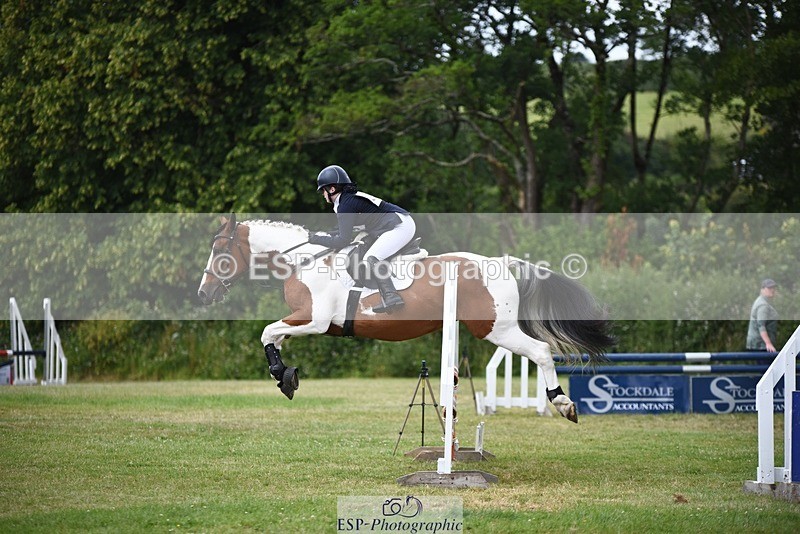 240630-130926-01270 - 809-Ella_Gilber-Coded_Country_Eva