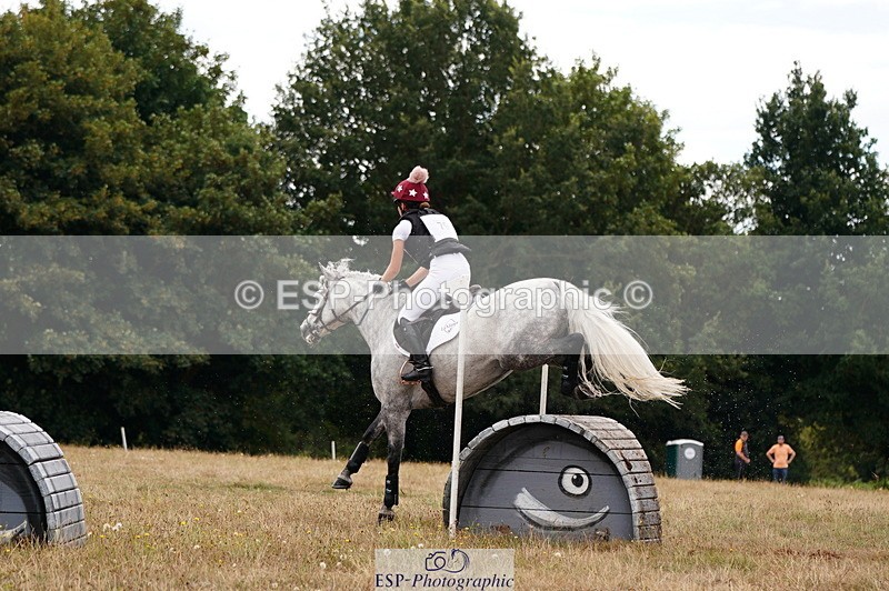 250802A-124220-04109 - B-079-Claudia.Groves-QUICKSILVER