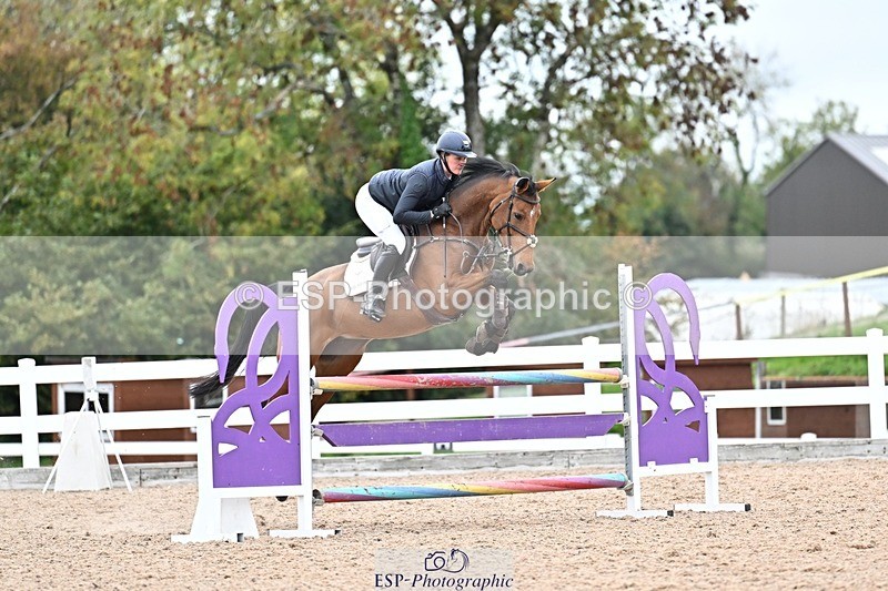 251015-131042-00503 - Cls 4 Newcomers and 1.10m Open