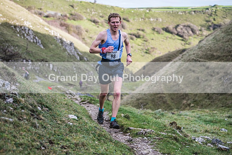 Litton-240 - Litton Christmas Cracker Fell Race (Limestone Series) Sunday 14th December 2025