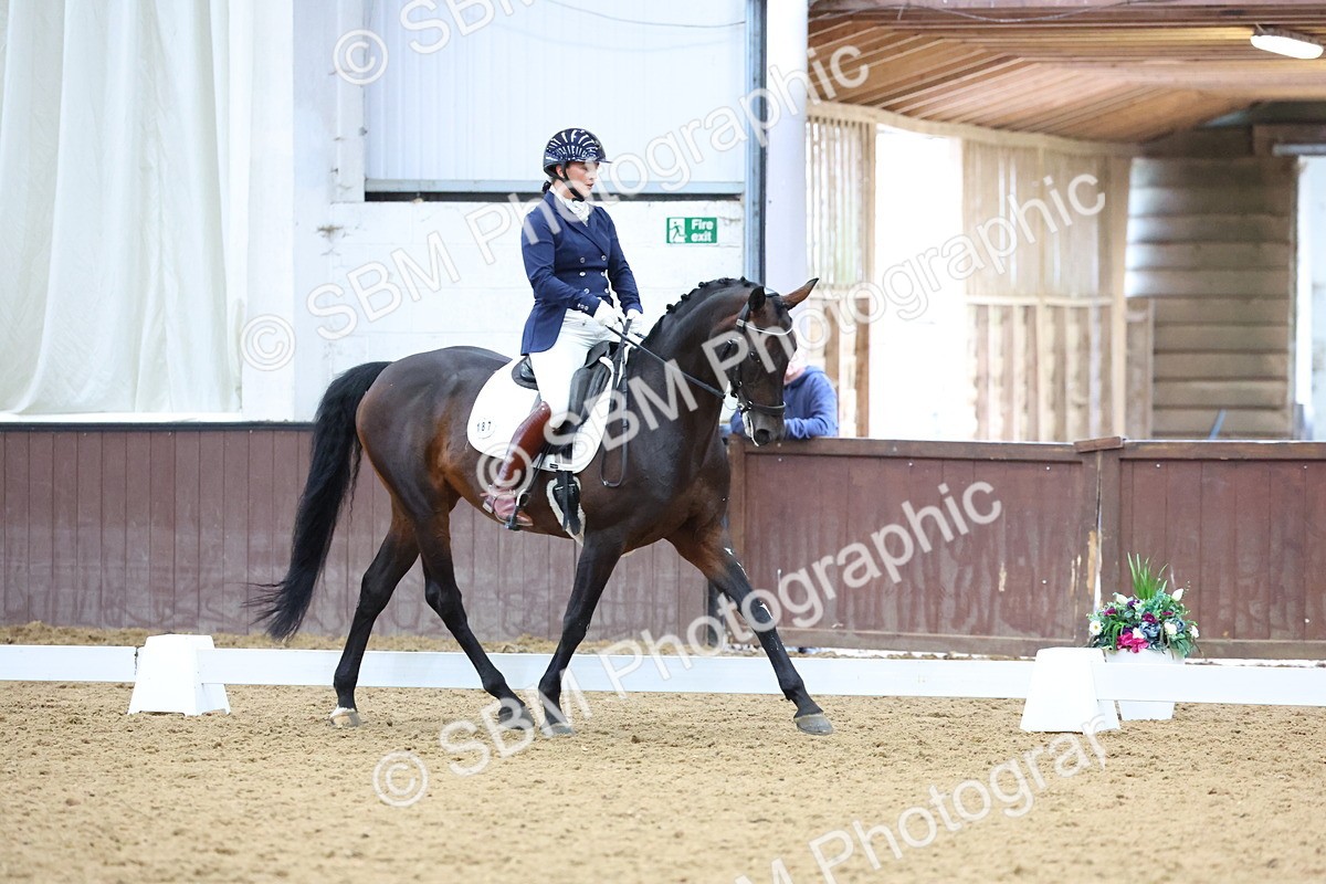 SBM_018695 - Class 17 - AM91 - 15.54-16.58