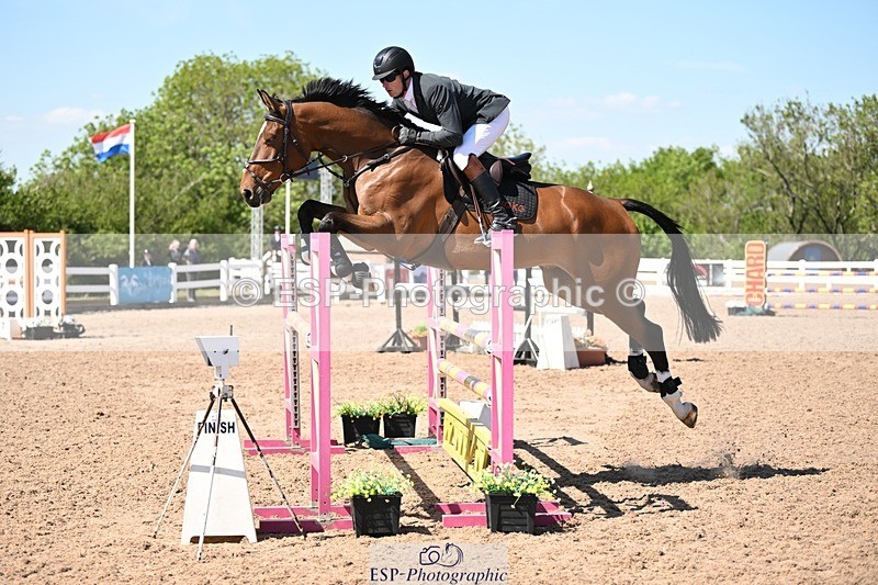 250510-144956-11830 - Cls 23 1.05m Amateur Quali