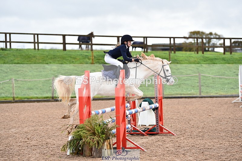 231118A-110914-01197 - Cls 20+21 Club and Schools 80cm