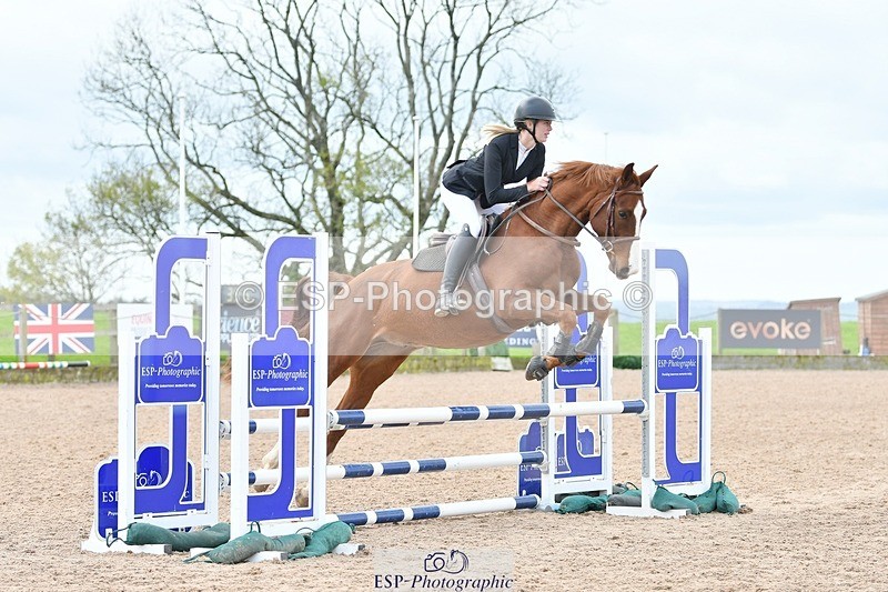 251026-113425-02509 - Cls 23+24 80cm Club and Schools