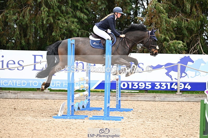 250323A-105850-04239 - Cls 22 Snr nDisc & 1.00m Opem