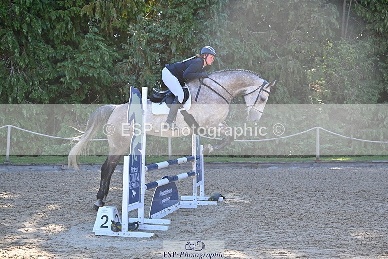 250802A-094037-00198 - A-006-Sarah.Morrison-QUALITY.STEP.ON