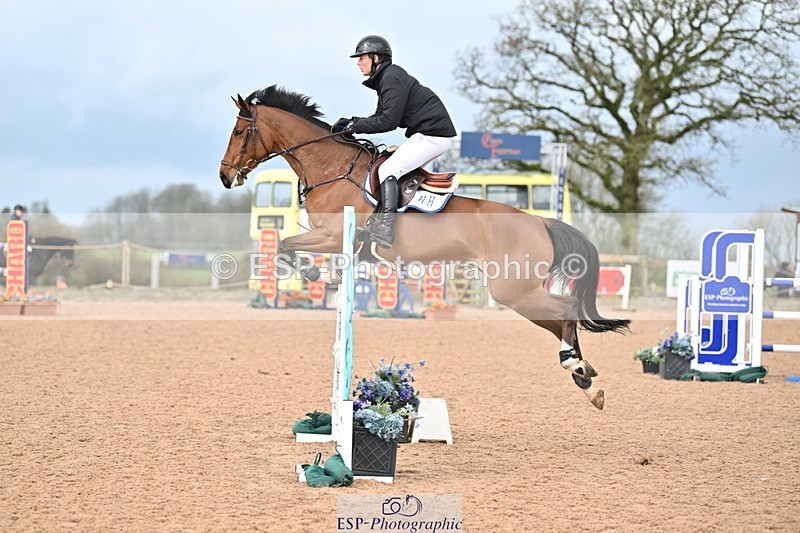 240315A-122008-00886 - Cls 3 Snr Foxhunter