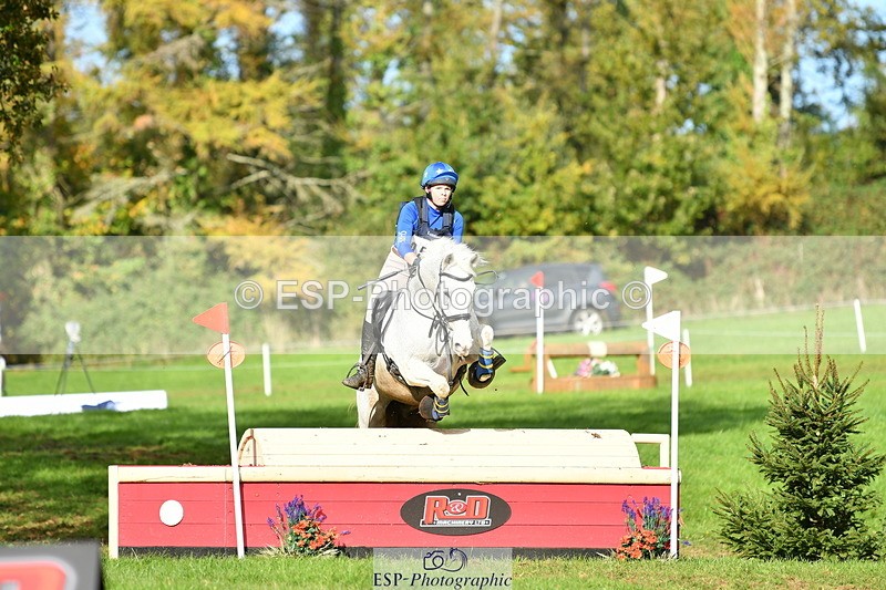 251025A-143717-21244 - G-517-Hannah.Underhill