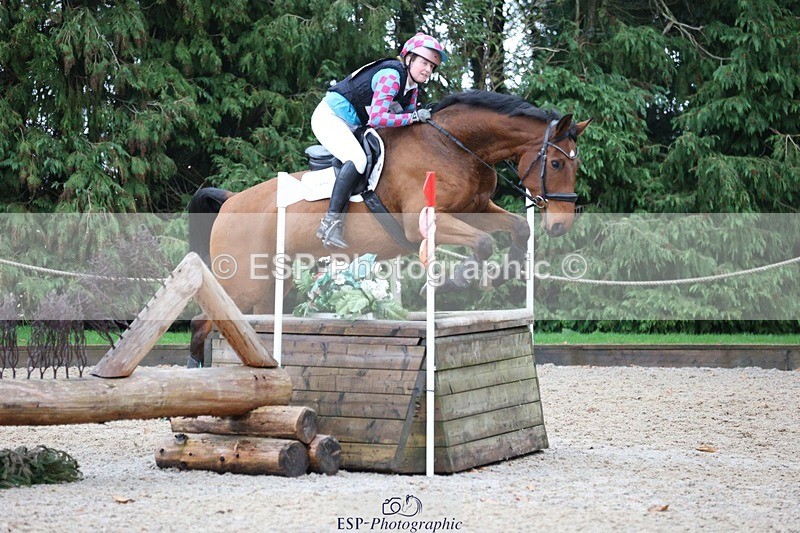 231118-141206-02182 - Cls 3 90cm