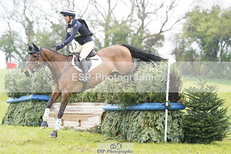 250418-135906-05155 - 212-Lucy.Lloyd-WATERNISH.BRIDLE.LANE