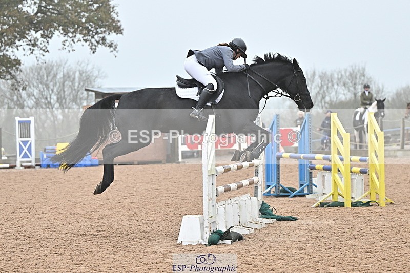 241103A-110621-06891 - SUN Cls 18 British Novice and 90cm Open