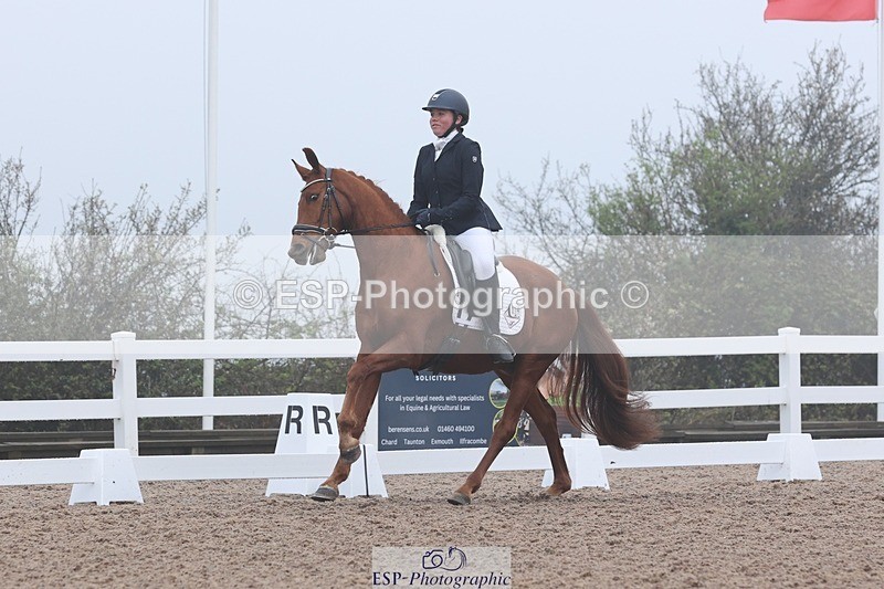 250404-091231-04422 - 076+074-Angus.Corrie-Deane+Amelia.Struel