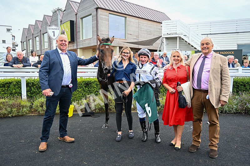 280824-Race 1-Nala Star-4601 - Race 1