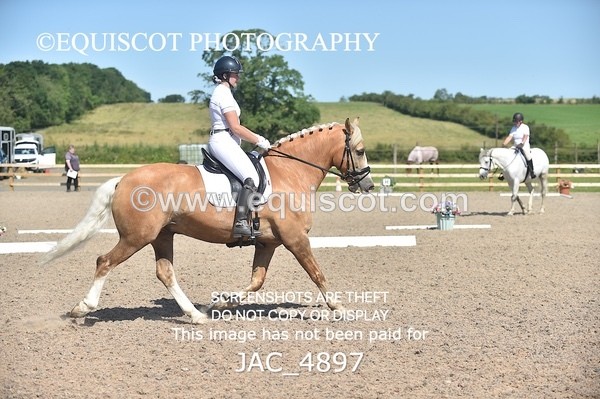 JAC_4897 - CLASS 5 / 6  NOVICE Tests 4 / 6