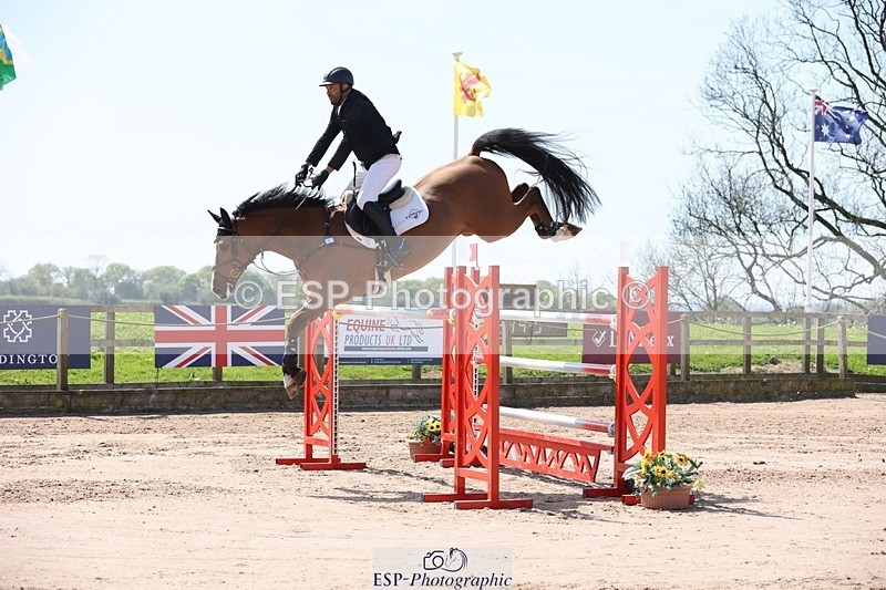 250427-130623-16977 - Cls 12 - 2 Star Big Tour L Ranking GP start to break