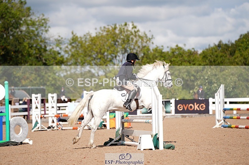 250921-120414-02868 - Cls 21+22 Club and Schools 70cm