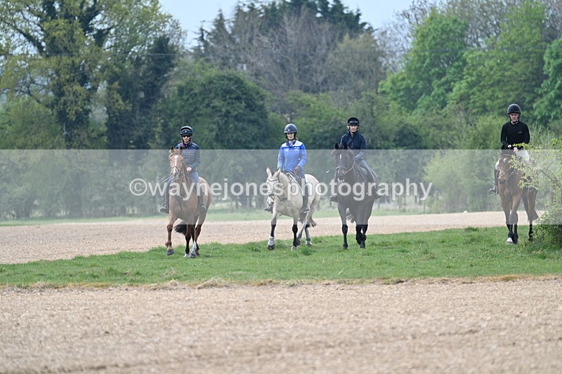 WJ7_2253 - Group 1